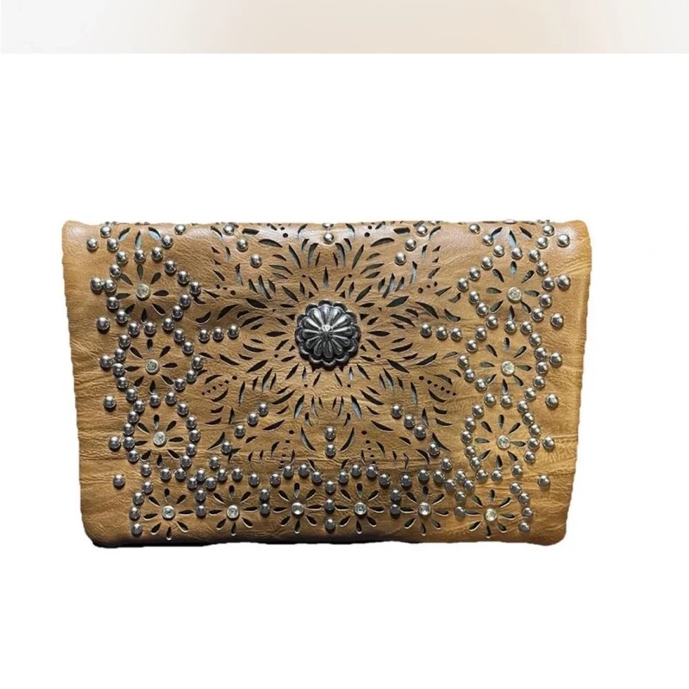 Chic Tan Shoulder Bag with Intricate Design by American Bling - Picture 3 of 7